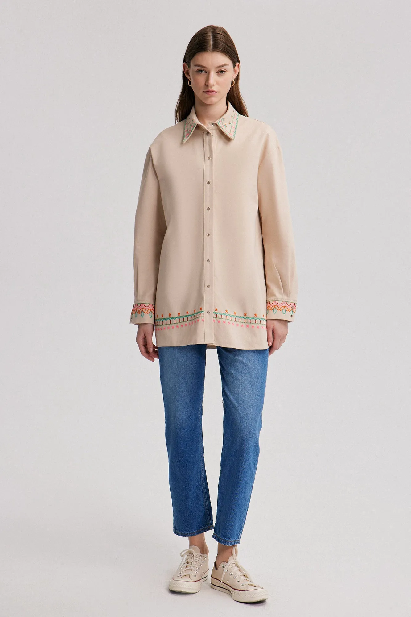 EMBROIDERED THIN GABARDINE JACKET