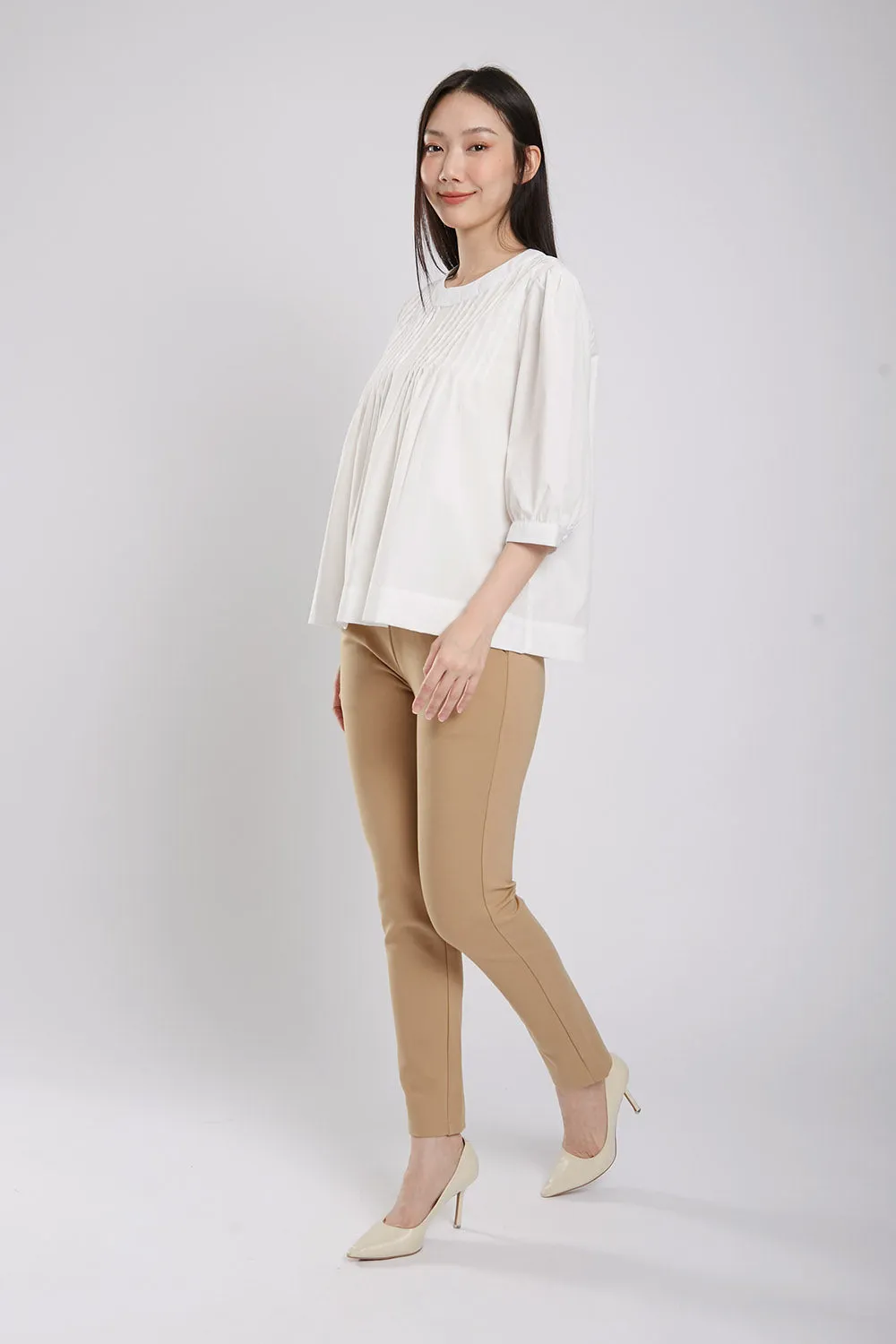 Lana Weight Ultra-Stretch Pants in Khakis