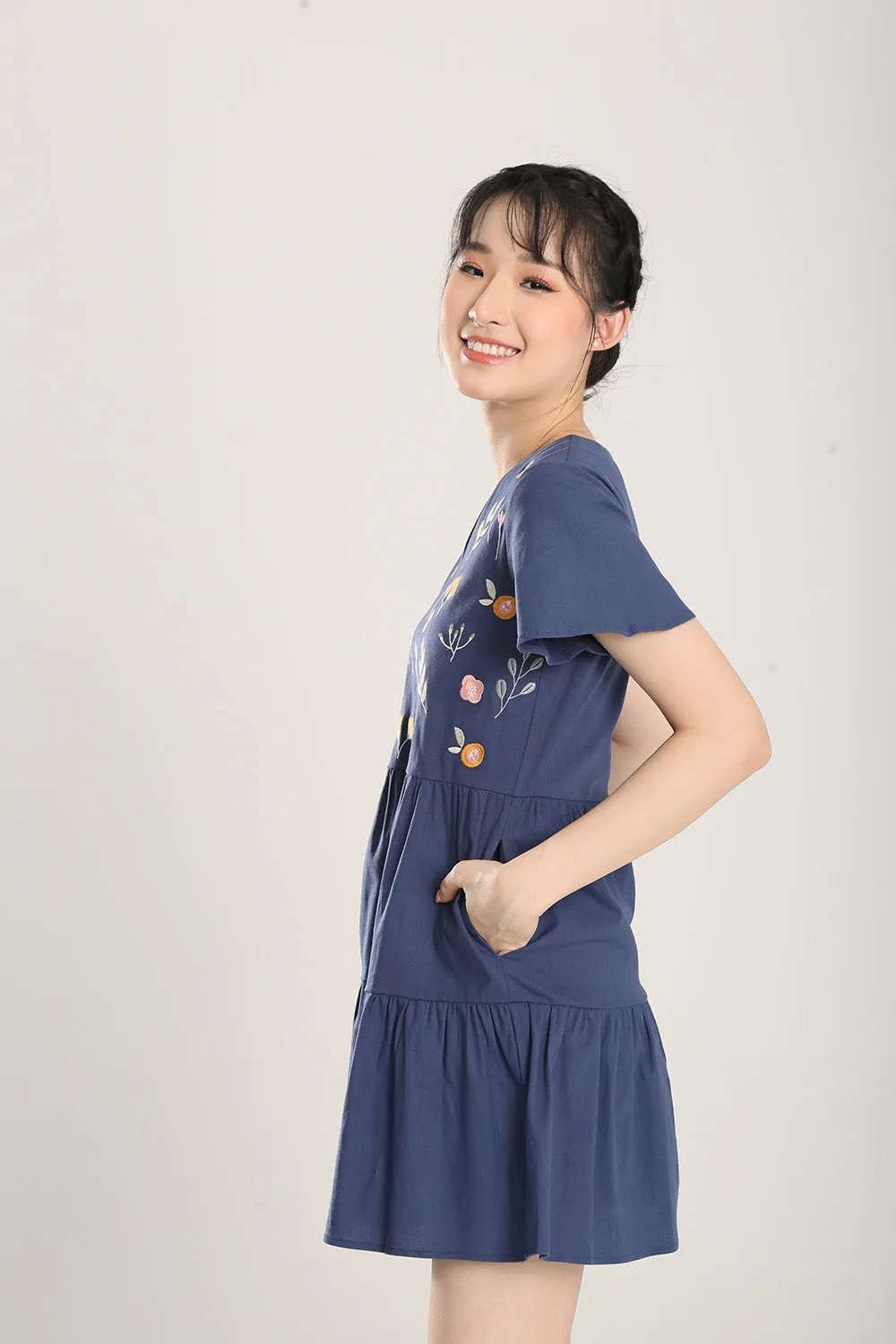 Madisyn Embroidered Denim Dress in Dark Wash