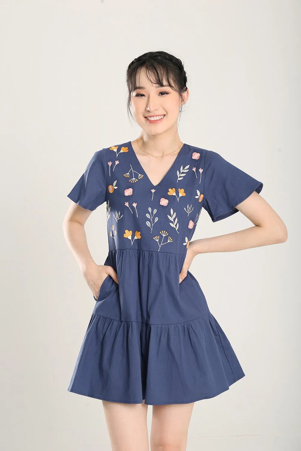 Madisyn Embroidered Denim Dress in Dark Wash