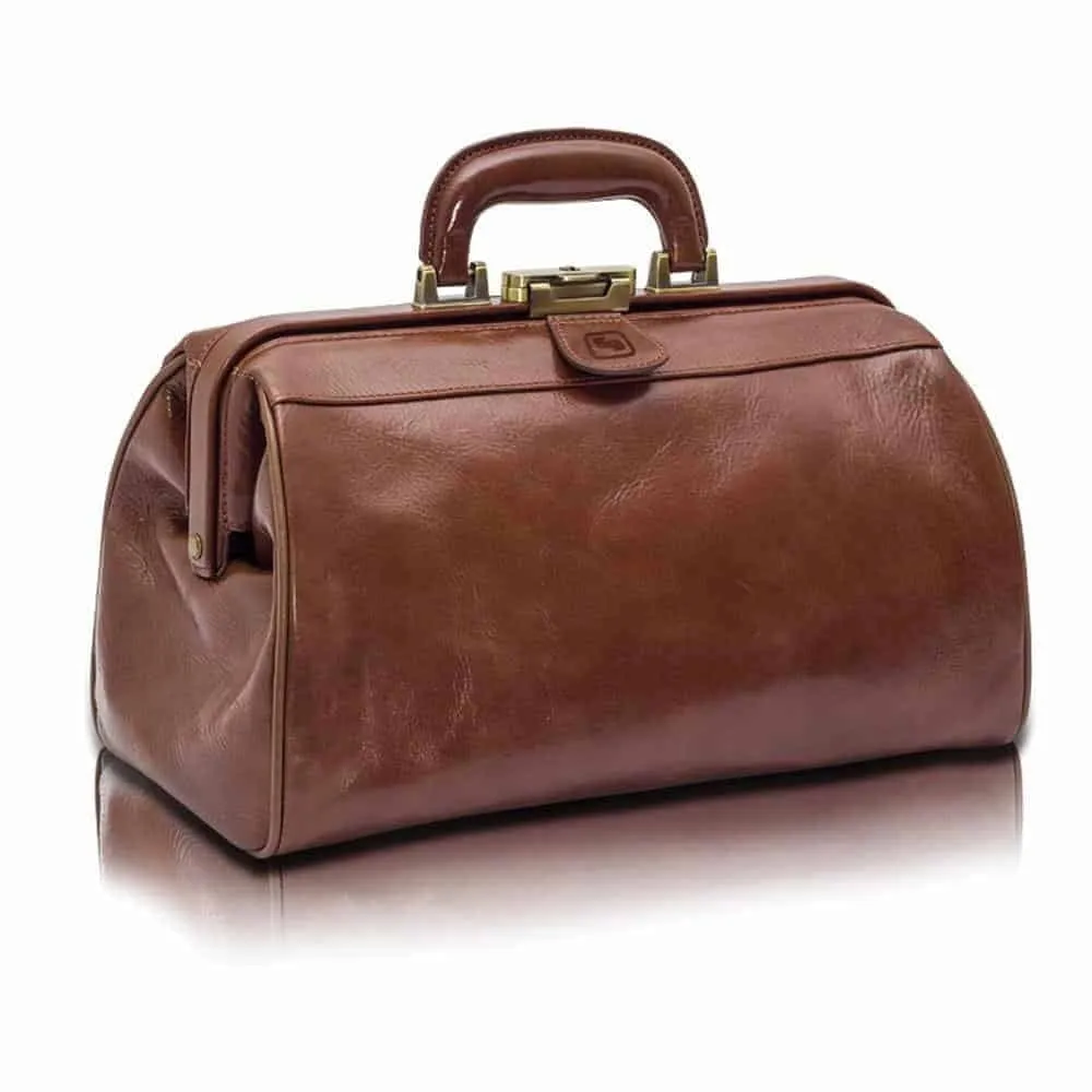 Our “Lawyer” Bag in Leather