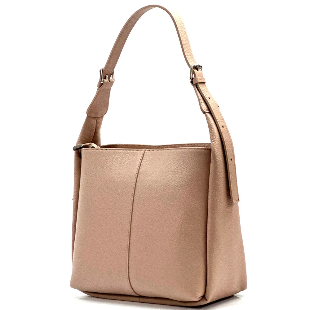 Penelope Tote Italian leather Handbag