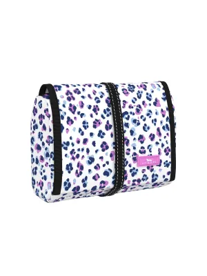 SCOUT Beauty Burrito Hanging Toiletry Bag: Moves Like Jaguar